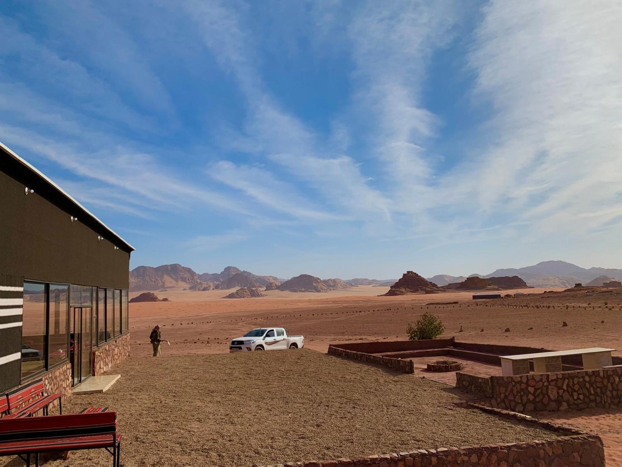 Wadi Rum Travel Camp エクステリア 写真