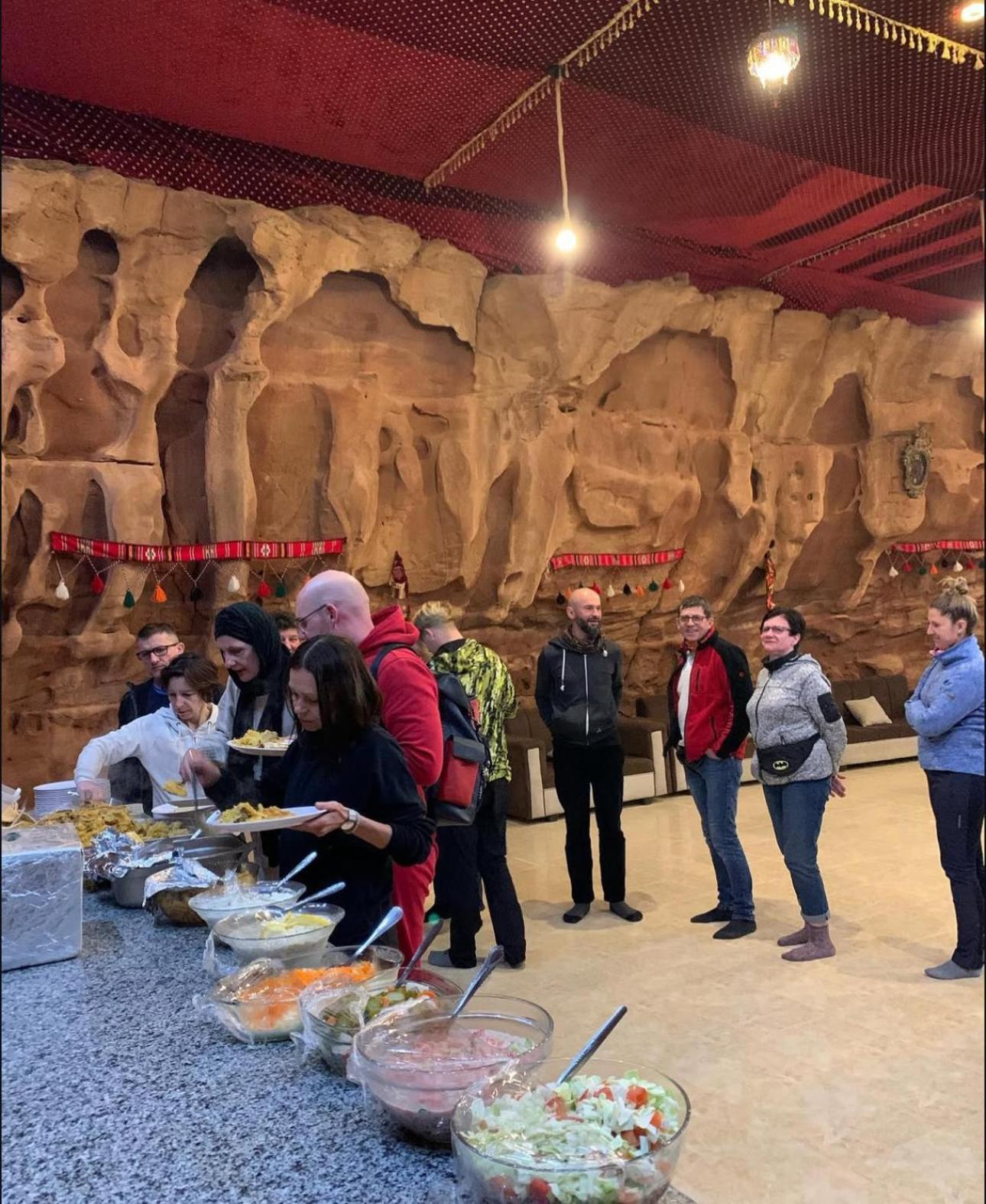 Wadi Rum Travel Camp エクステリア 写真
